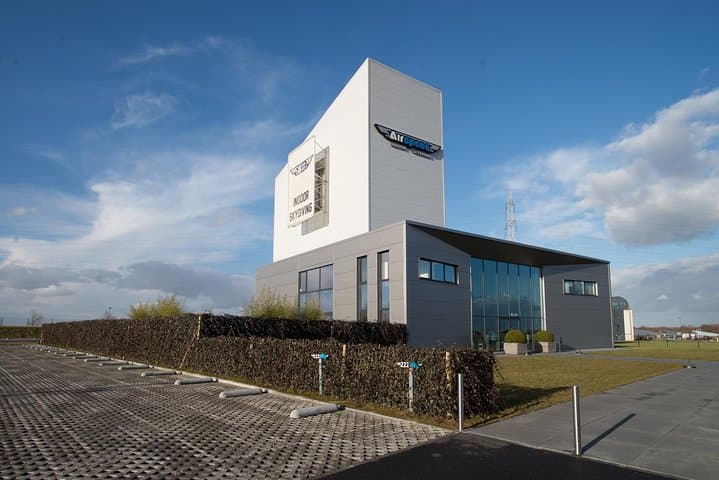 Airspace Indoor Skydiving Discovery Pack — Charleroi Wind Tunnel Experience photo 2