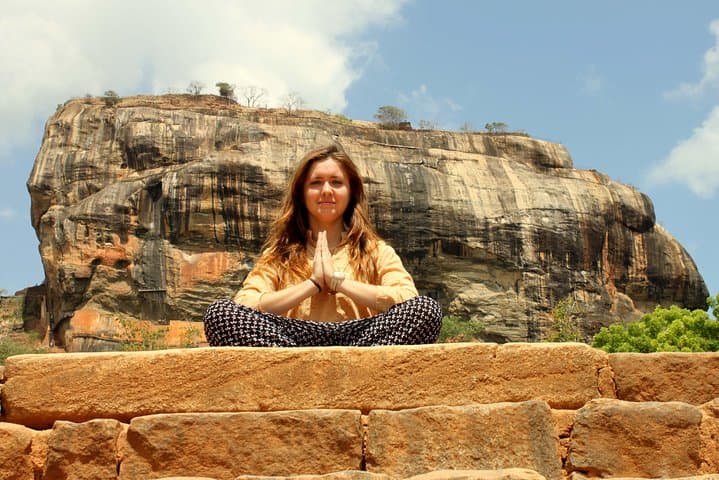 Climb Sigiriya Lion Rock & Dambulla Cave Temple: Day Tour from Colombo photo 4
