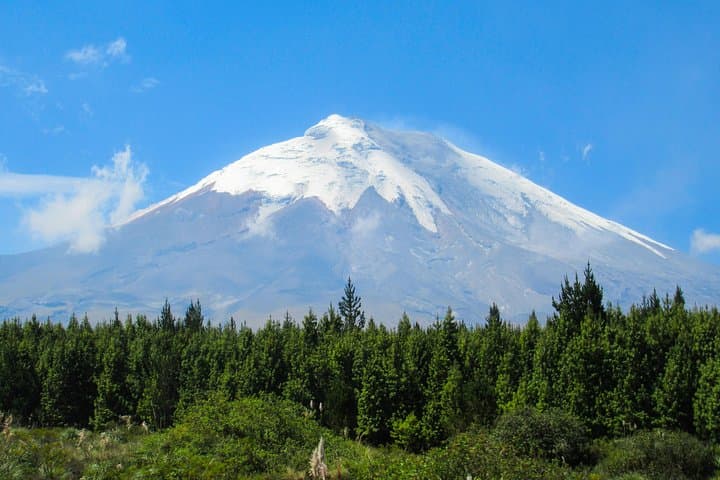 Cotopaxi Full-Day Hike: José Rivas Refuge & Limpiopungo Lagoon photo 3
