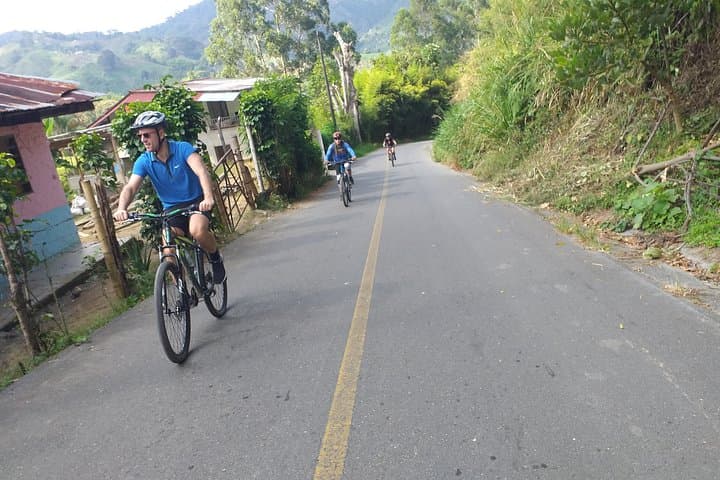 Mountain Biking the Coffee Region: Andes Ride from Pereira photo 4