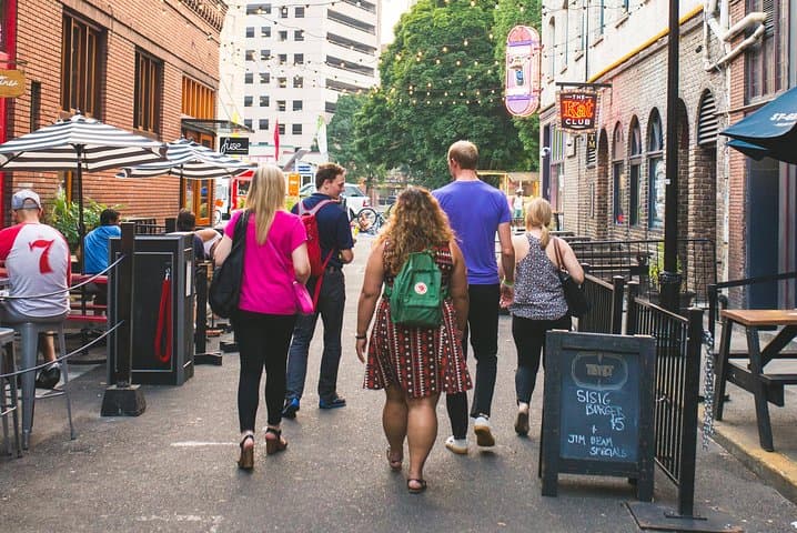Portland Haunted Pub Tour: Old Town Ghosts & 5-Beer Tasting Walk photo 3