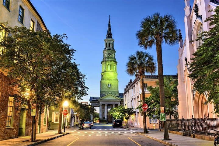 Haunted Evening Carriage Tour in Charleston: Ghosts of the Old City photo 2