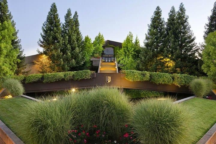 Private Napa & Sonoma Wine Tour from San Francisco — 8-Hour Custom Concierge in XL SUV photo 4