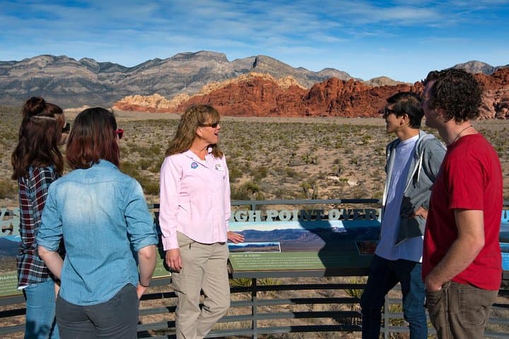 Red Rock Canyon Luxury Tour from Las Vegas: Scenic Loop & Willow Springs photo 3