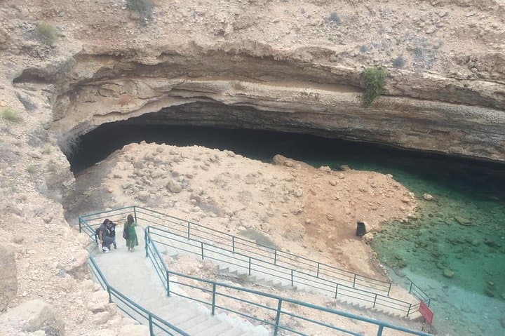 Private Wadi Shab Day Trip from Muscat with Bimmah Sinkhole and Lunch photo 4