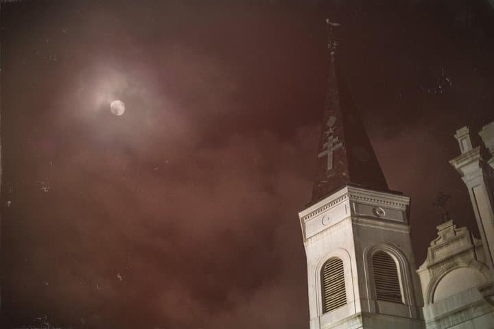 New Orleans Ghost, Crime, Voodoo and Vampire Walking Tour (Adults Only) photo 4