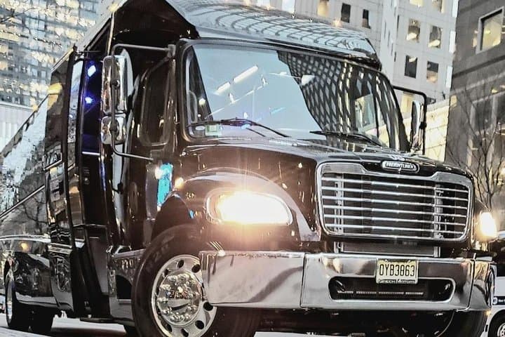 Luxury VIP Van and Bus Charter in NY, NJ & CT — 6–8 Hour Private Charters photo 6