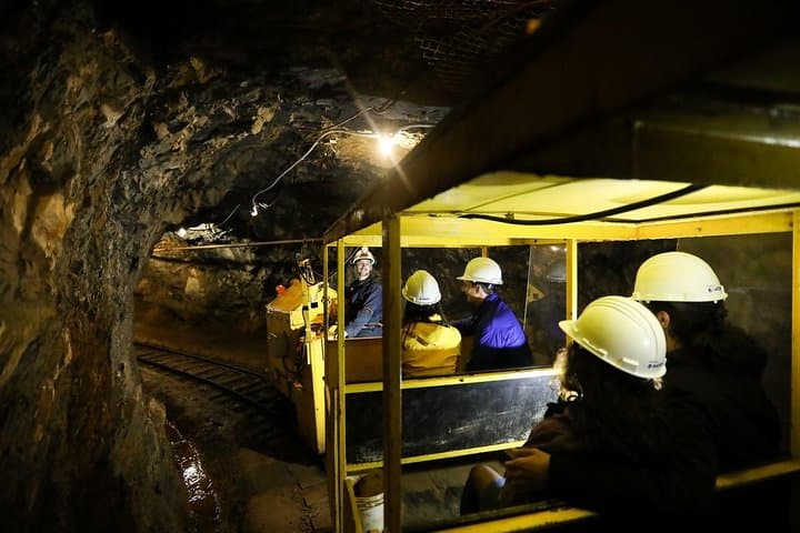 Sea-to-Sky Family Day: Squamish, Porteau Cove & Britannia Mine Private Tour
