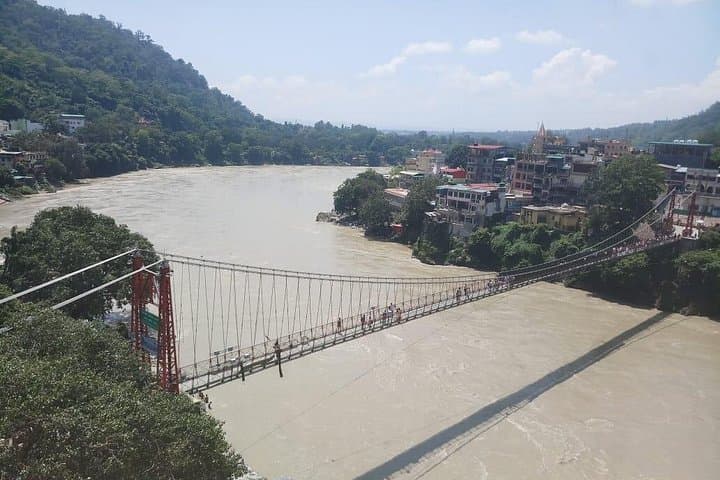 2-Day Rishikesh Retreat from Delhi: Yoga, Ganges Aarti & Ashram Tours