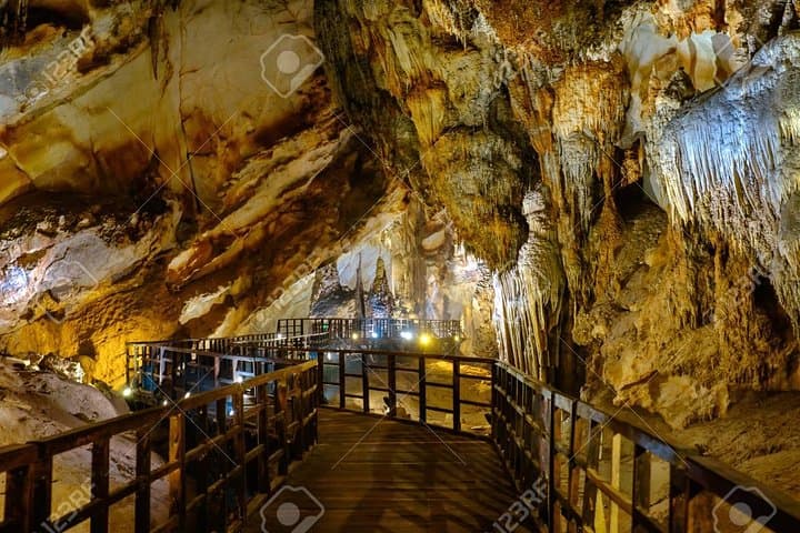 Paradise Cave Full-Day Tour from Dong Hoi — Phong Nha-Ke Bang World Heritage Caves photo 2