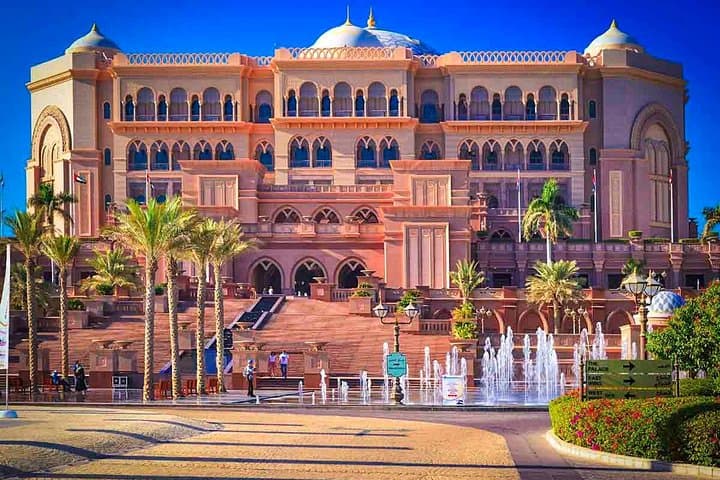 Abu Dhabi Private Full-Day Sightseeing Tour from Dubai: Sheikh Zayed, Corniche & Yas Island photo 3
