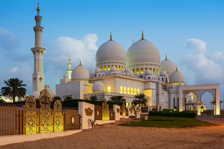 Exclusive Abu Dhabi Full-Day City Tour & Sheikh Zayed Grand Mosque Visit photo 2