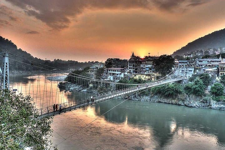 4-Day Rishikesh Adventure: Rafting, Kunjapuri Trek & Ganga Aarti