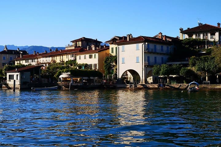Private Boat Tour on Lake Maggiore: Islands, Villas, and Alpine Views