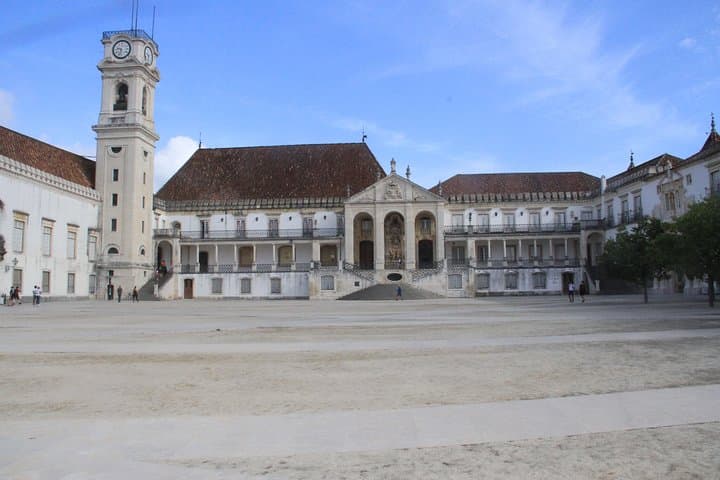 Coimbra Walking Tour: University, Cathedrals & Medieval Streets