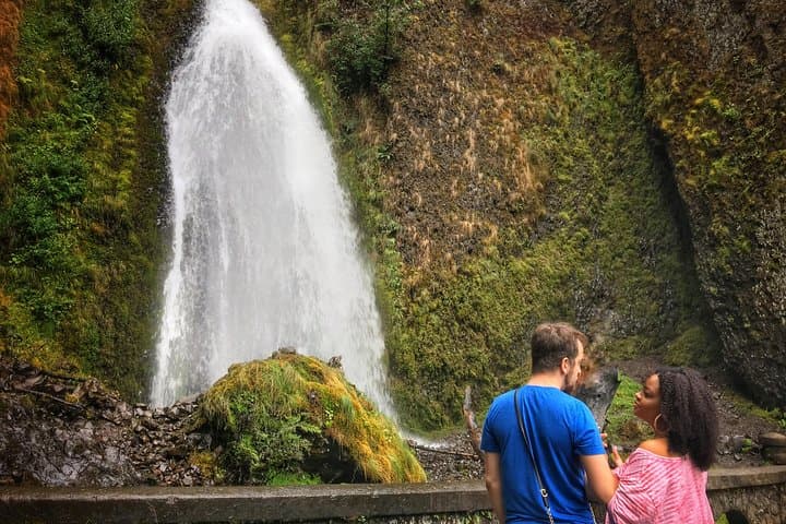 Multnomah Falls and Columbia River Gorge Half-Day Hiking Tour — Waterfalls, Basalt & Vista Guide photo 3