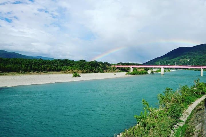 Brompton Slow Ride Along Anabuki River: Downhill Cycling in Tokushima photo 3