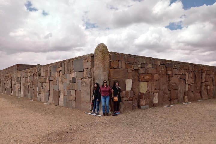 Tiwanaku & Titicaca: One-Day Bolivian Living Experience with Totora Rafts