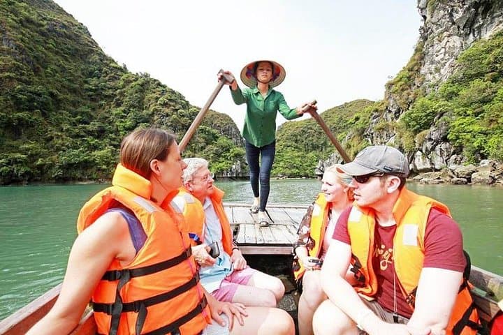 La Pinta 5-Star Ha Long & Lan Ha Bay 2-Day Luxury Cruise photo 6