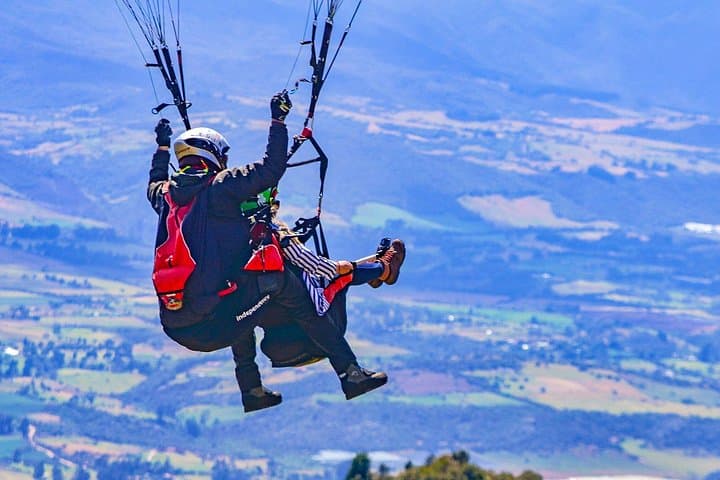 Tandem Paragliding Sopó: 7-Hour Flight from Bogotá Over Sabana Valley photo 3