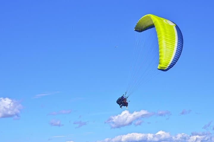 Tandem Paragliding Sopó: 7-Hour Flight from Bogotá Over Sabana Valley photo 4