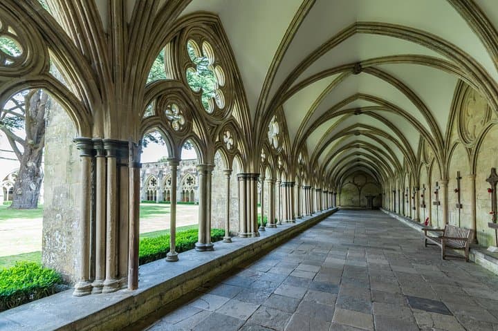 Private Salisbury & Magna Carta Day Tour from Southampton photo 4