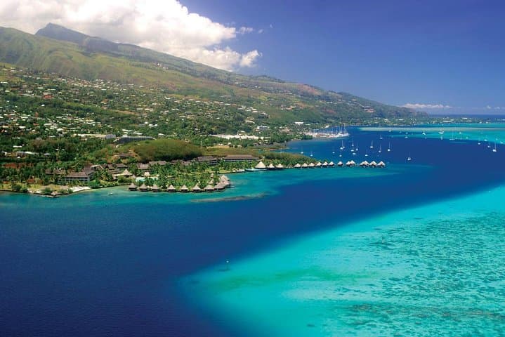 Tahiti Small-Group Snorkel: Wrecks & Tropical Fish from Marina Taina