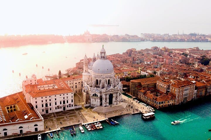 Venice in a Day: Walking Tour, Doge's Palace & Classic Gondola Ride