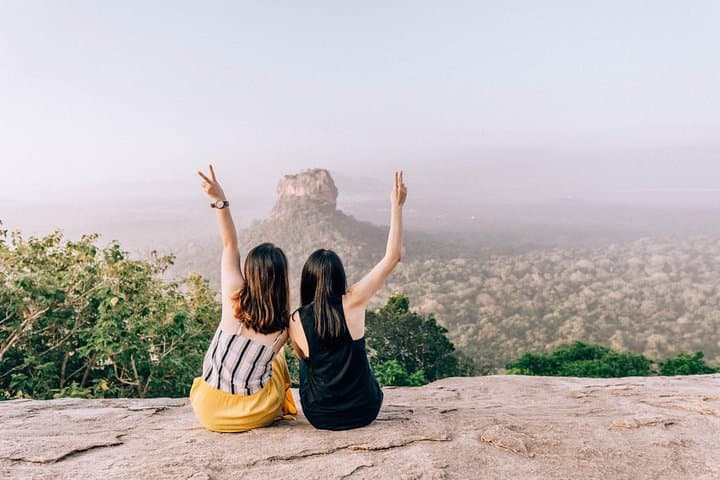 Sigiriya Fortress & Dambulla Cave Temple Day Tour from Colombo