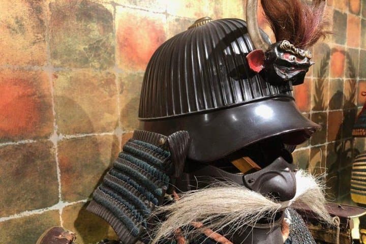 Hands-On Samurai Sword Experience at Samurai Museum Tokyo — Family-Friendly Katana Lesson photo 4