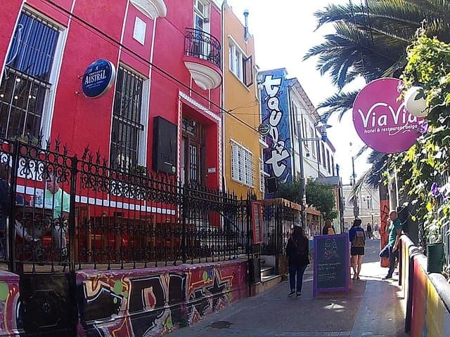 Valparaíso & Casablanca: Private Wine and Culture Day Tour from Santiago photo 2