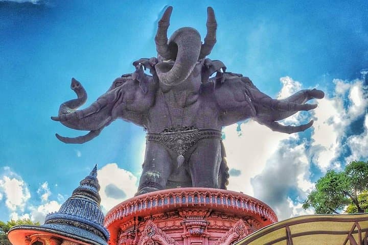 Explore Bangkok’s Erawan Museum: The Three‑Headed Elephant, Artifacts & Garden Walk photo 3