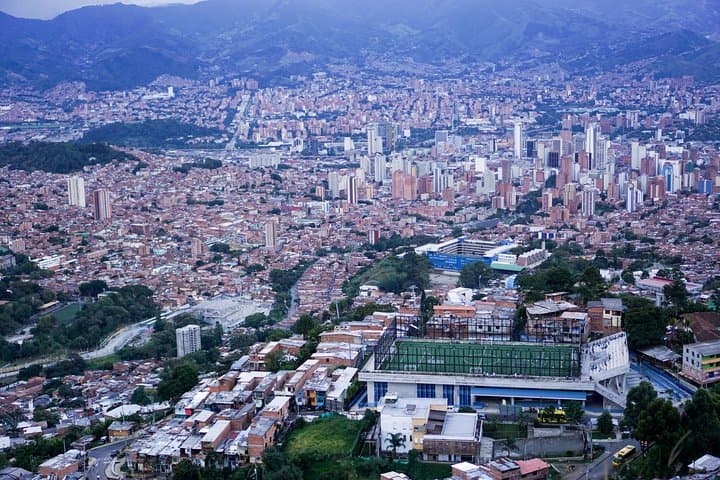 Discover Comuna 8: Medellín Urban Transformation Tour with Locals photo 3