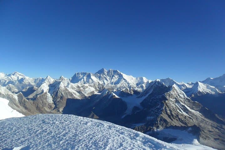 Mera Peak Expedition: 20-Day Climb & Trek in Nepal's Hinku Valley photo 3