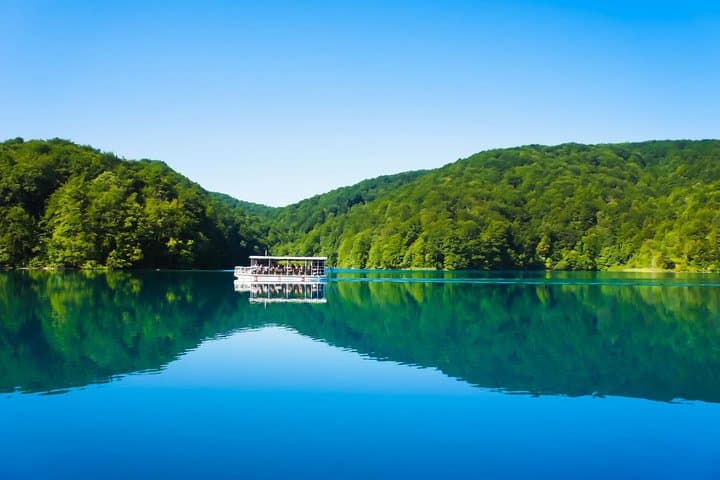 Private Plitvice Lakes Day Tour from Split with Zagreb Drop-Off photo 5