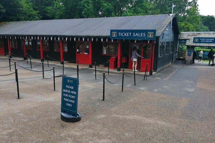 Shore Excursion Dover to Leeds Castle — Private Chauffeur Day Trip from the Port photo 5