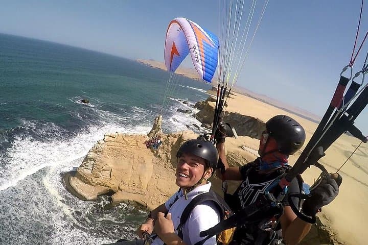 Paragliding Over Paracas National Reservation: Tandem Flights Above Peru's Coastal Reserve