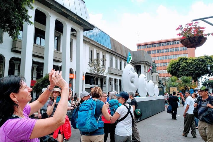 San José Walking Tour: Insider Spots & City Highlights photo 5