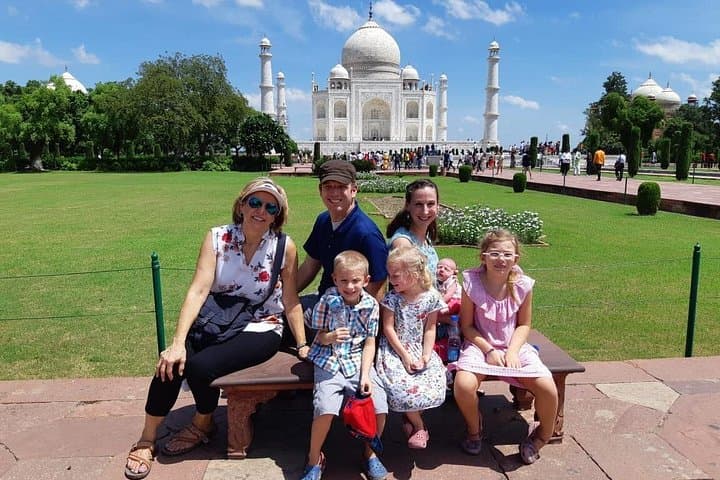 Private Full-Day Taj Mahal & Agra Fort Tour from Delhi (5-Star Lunch) photo 2