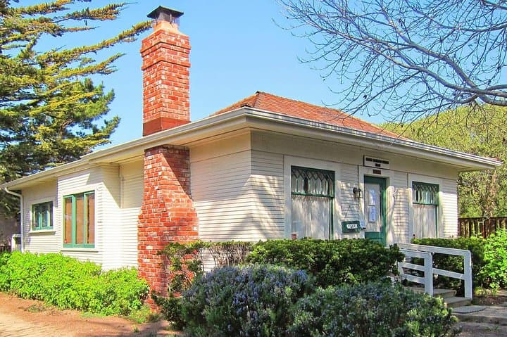 Off the Beaten Path in Carmel-by-the-Sea: Self-Guided Walking Audio Tour photo 3