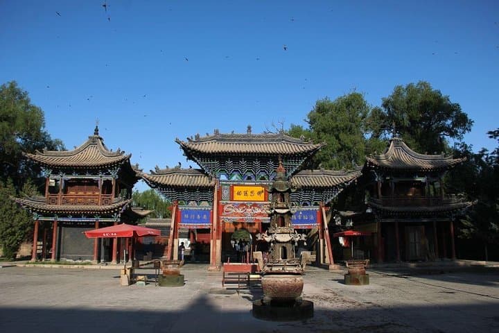 Bullet-Train Day Trip from Lanzhou to Zhangye Danxia Geopark & Dafo Temple photo 3