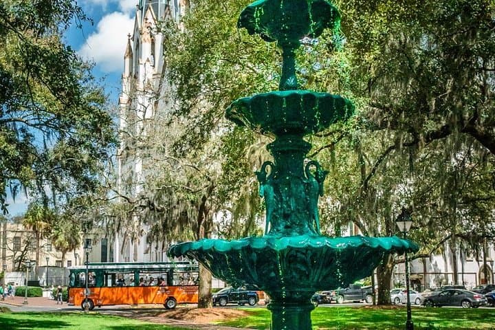 Savannah Trivia Walking Tour: Historic Squares, Haunts & Movie Sites photo 2