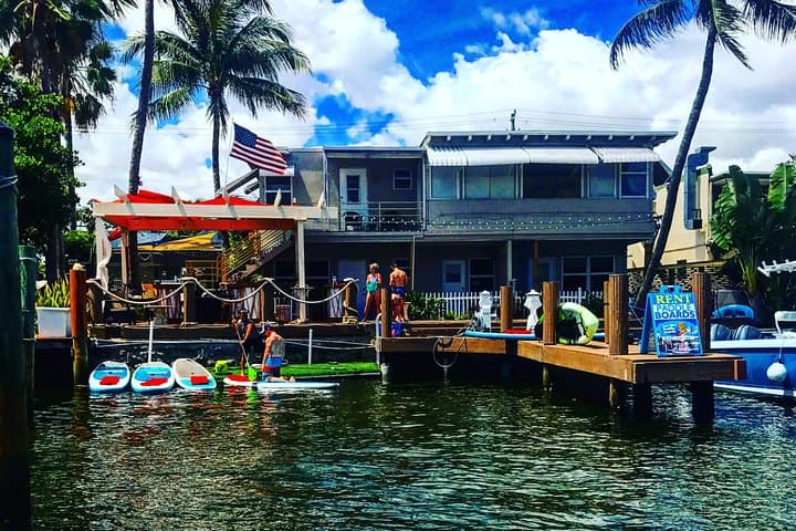 Glide the Las Olas Canals: 1.5-Hour Stand-Up Paddle Board Lesson in Fort Lauderdale photo 3