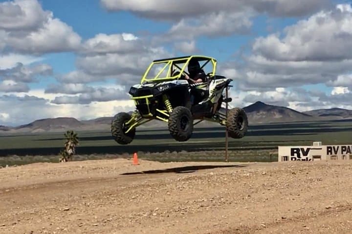 Las Vegas Off-Road Racing: 10 Laps on a Pro Dirt Track photo 4