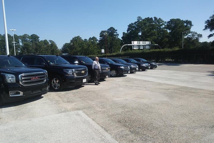 Black SUV Transfer — Private Ride from Houston IAH to College Station photo 4