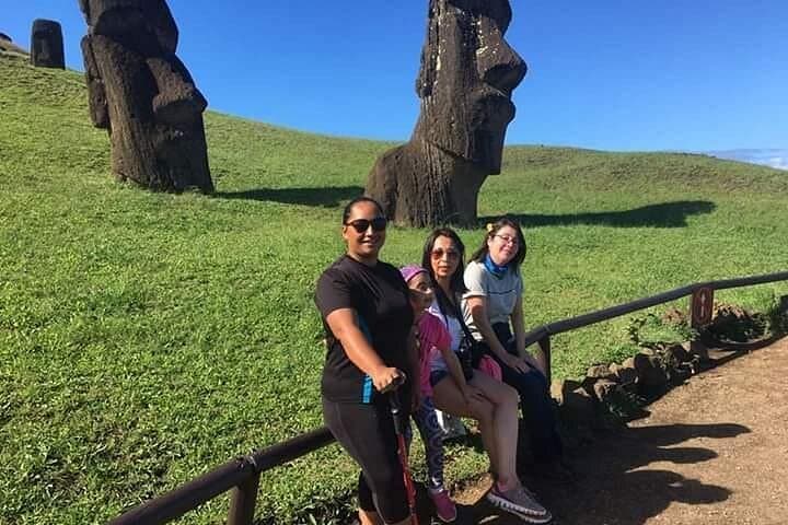 Discover Rapa Nui: A Journey Through The Land of Hotu Matu´a photo 3