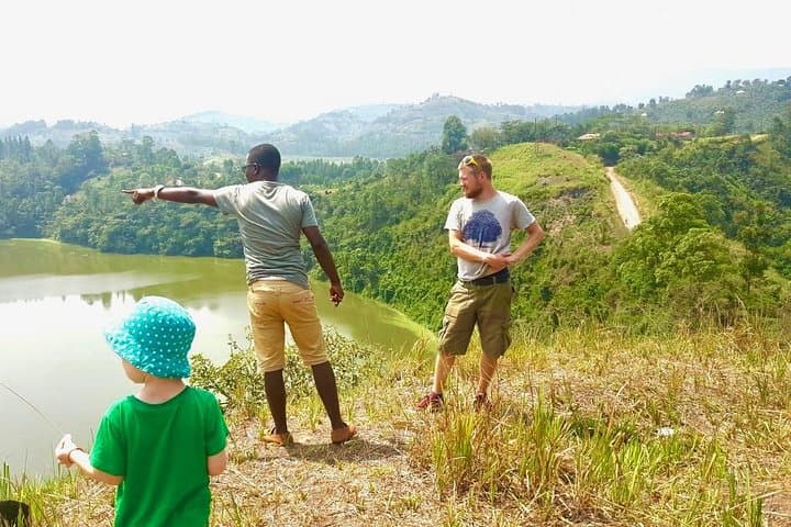 4-Day Queen Elizabeth Safari & Crater Lake Hike from Kampala photo 3