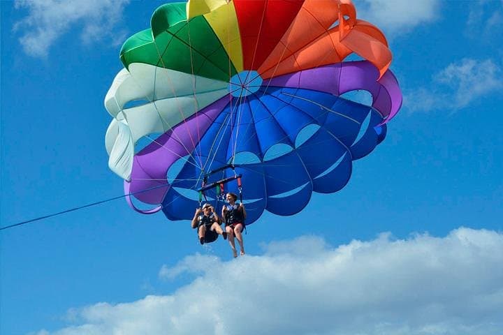 Cancun Parasail and Reef Snorkel Combo: Swim, Fly and Explore the Caribbean photo 5