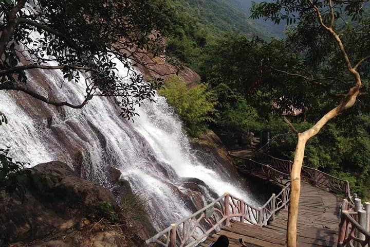 Hike Mount Baishui & 428m Waterfall: Private Day Tour from Guangzhou photo 2