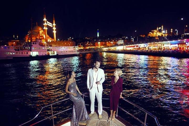 Glamorous Bosphorus Dinner Cruise: Istanbul Night Cruise with Live Show photo 2